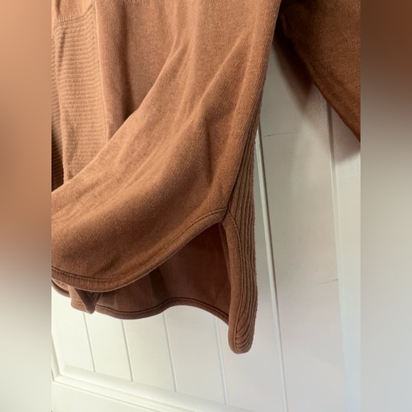 Vintage Brown Gitano Sweater - Picture 4 of 4